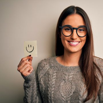 How Teeth Whitening Rids of Tooth Discoloration